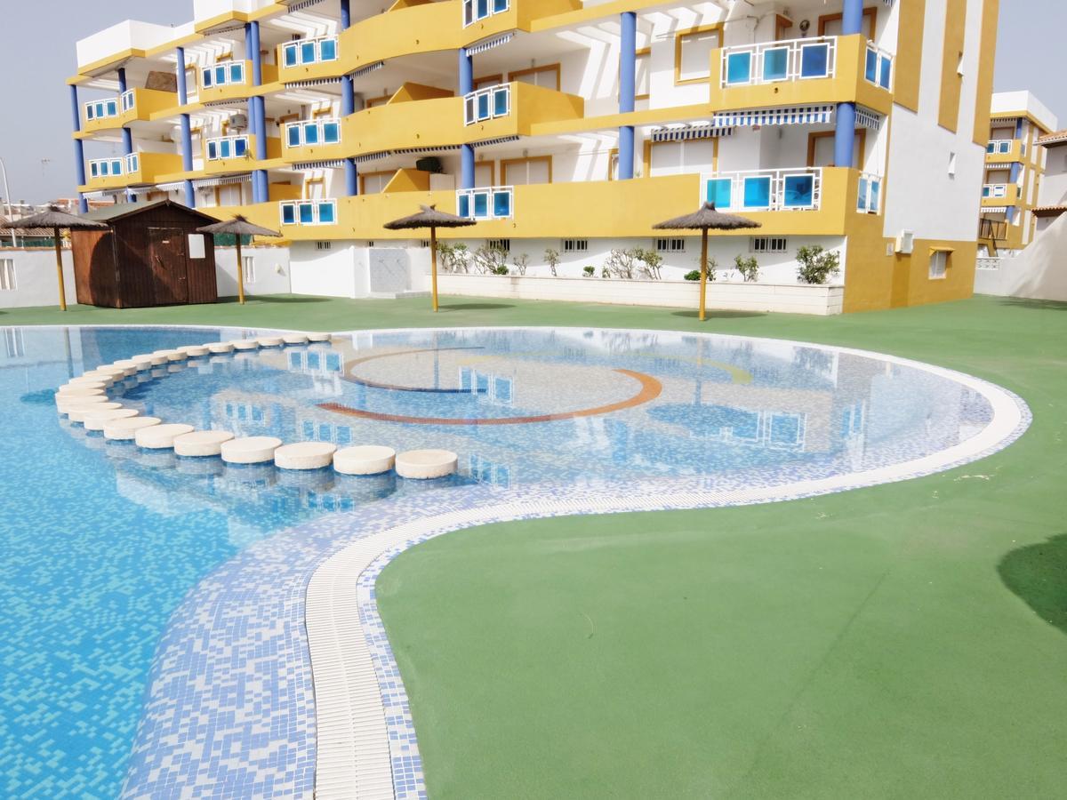 Apartamento Familiar Junto A La Playa De San Fernando - Oliva Eksteriør bilde